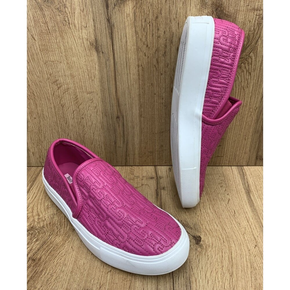Juicy Couture Womens Ruby Slip On Shoes 34JJ045 Sz 7.5 Barbiecore Pink Embossed